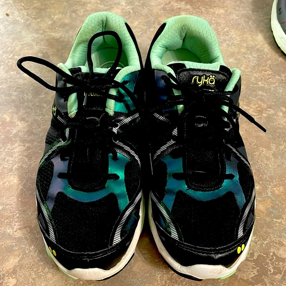 Ryka size 8W tennis shoes.  Excellent condition